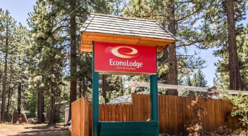 Econo Lodge Inn & Suites Heavenly Village Area South Lake Tahoe Exterior photo